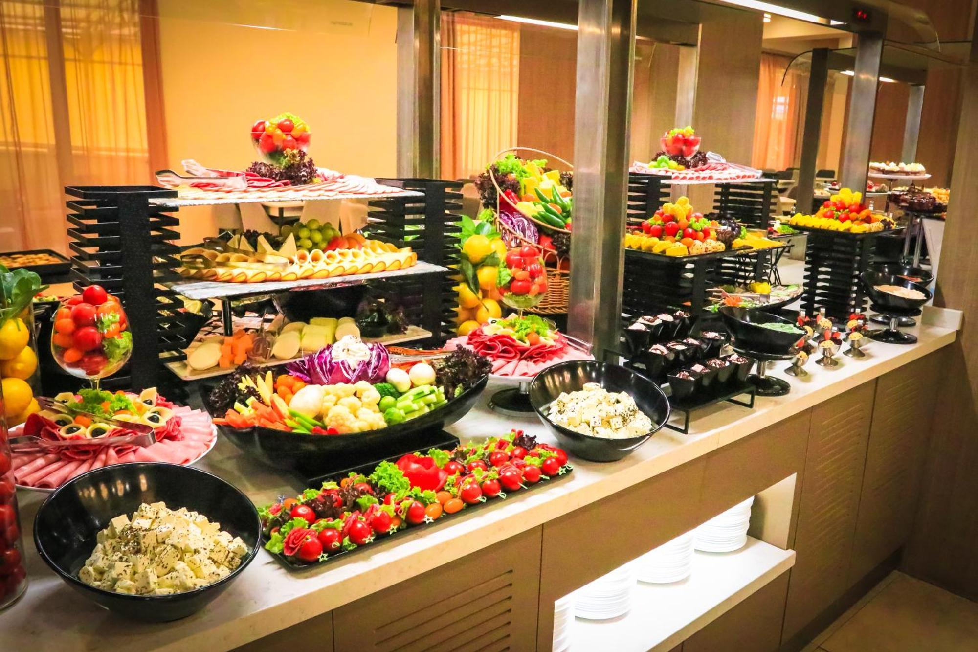 Argisht Partez Hotel All Inclusive And Beach Golden Sands Eksteriør billede